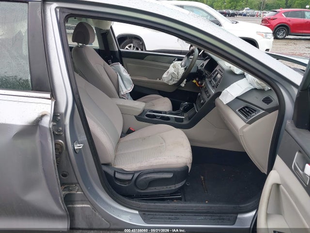 2015 Hyundai SONATA SE — фото 5