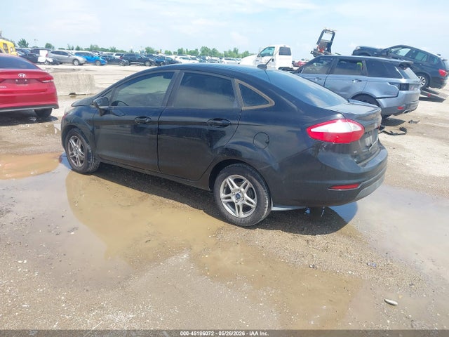 2017 FORD FIESTA SE photo 3