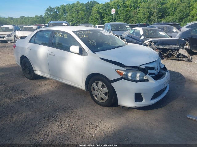 2011 TOYOTA COROLLA LE