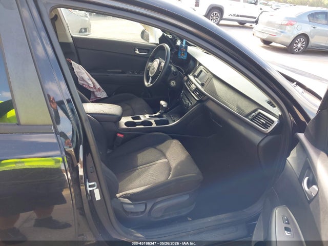 2017 KIA OPTIMA LX photo 5