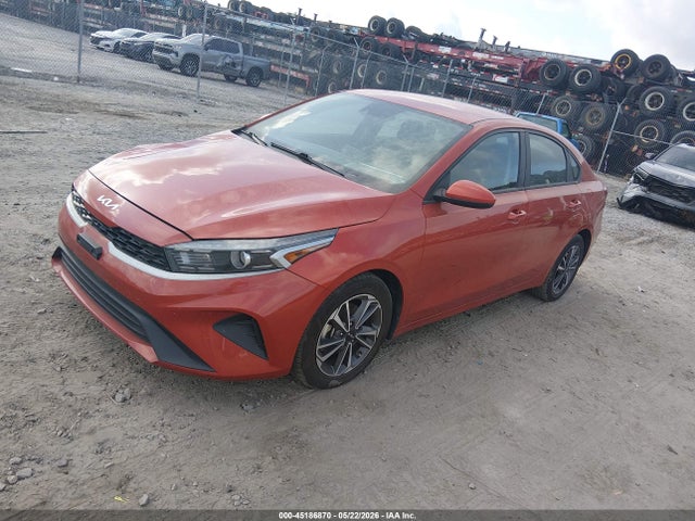 2023 KIA FORTE LXS photo 2