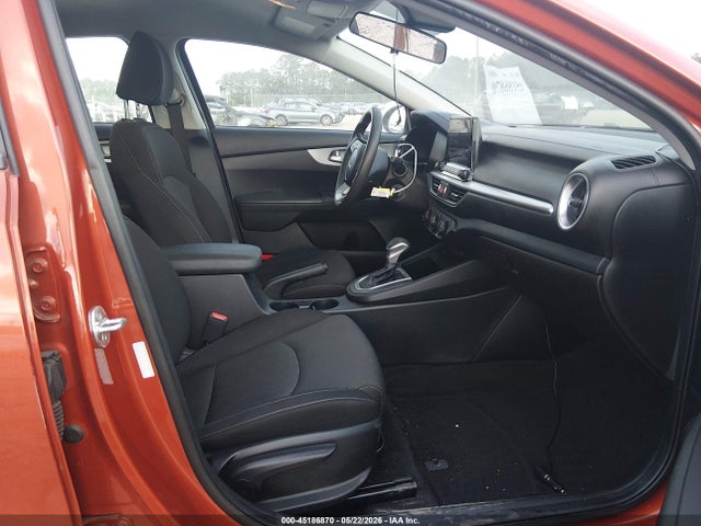 2023 KIA FORTE LXS photo 5