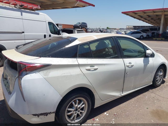 صورة مصغرة 13 لـ 2016 Toyota PRIUS TWO