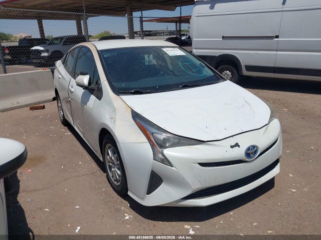 صورة 1 لـ 2016 Toyota PRIUS TWO