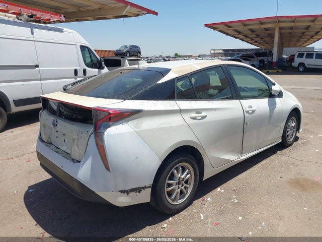 صورة 4 لـ 2016 Toyota PRIUS TWO