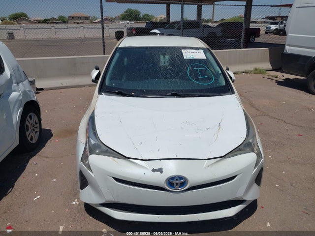 صورة 6 لـ 2016 Toyota PRIUS TWO