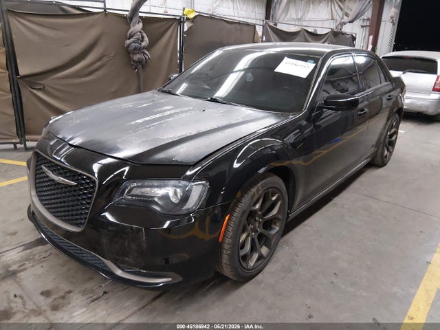 صورة 2 لـ 2017 Chrysler 300 300S ALLOY EDITION