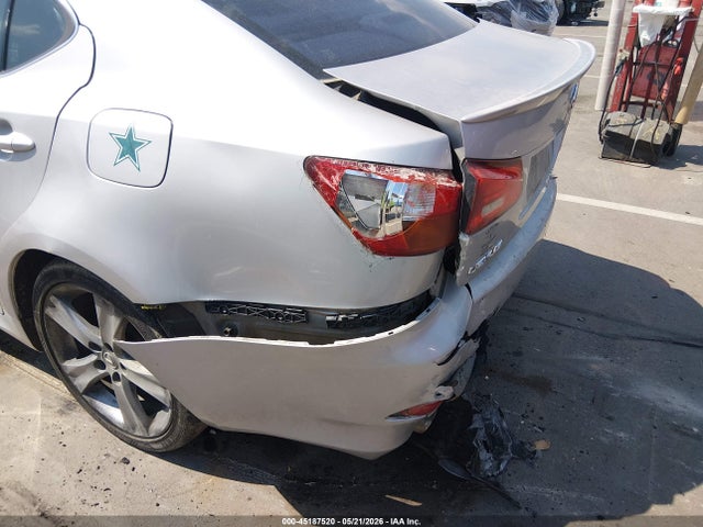 صورة مصغرة 12 لـ 2006 Lexus IS 250