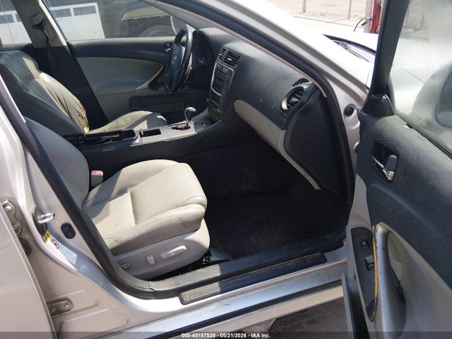 2006 Lexus IS 250 — фото 5