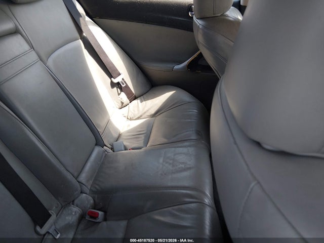 2006 Lexus IS 250 — фото 8