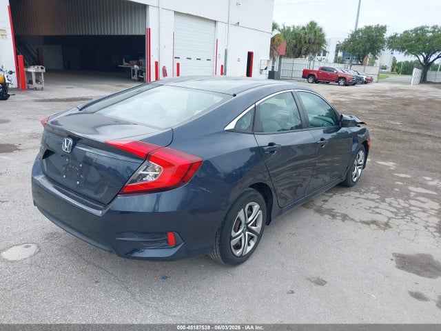 2018 Honda CIVIC LX — фото 4