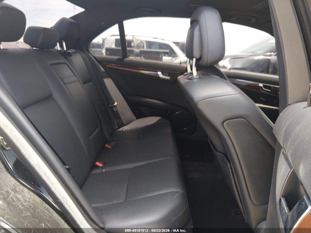 صورة 8 لـ 2011 Mercedes-BENZ OTHERS