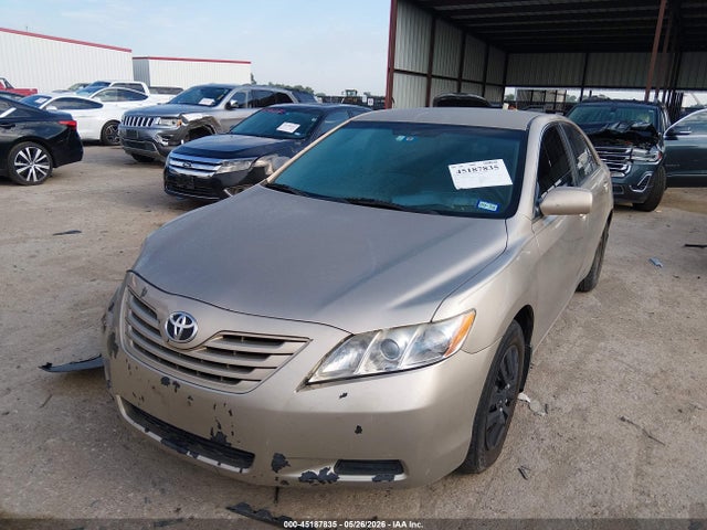 2007 Toyota CAMRY LE photo 2