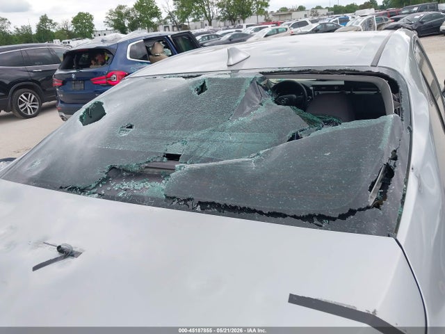 صورة 6 لـ 2019 Toyota CAMRY LE