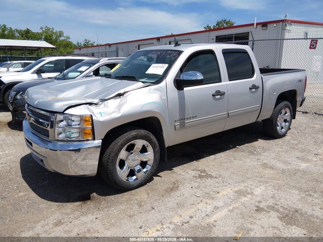 2013 Chevrolet SILVERADO 1500 LT — фото 2