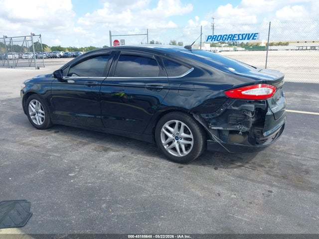 FORD FUSION SE - 3