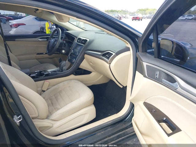 FORD FUSION SE - 5