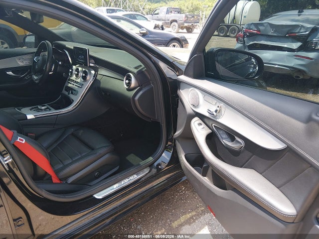 2017 Mercedes-BENZ AMG C 43 4MATIC photo 5