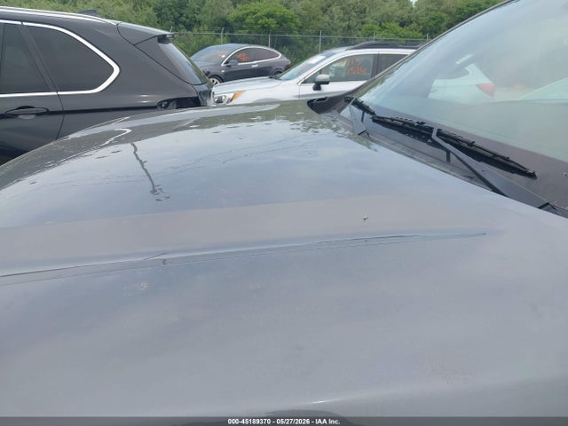 صورة 6 لـ 2019 Nissan TITAN SV