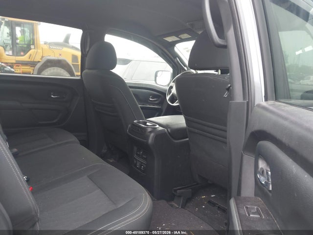 صورة 8 لـ 2019 Nissan TITAN SV