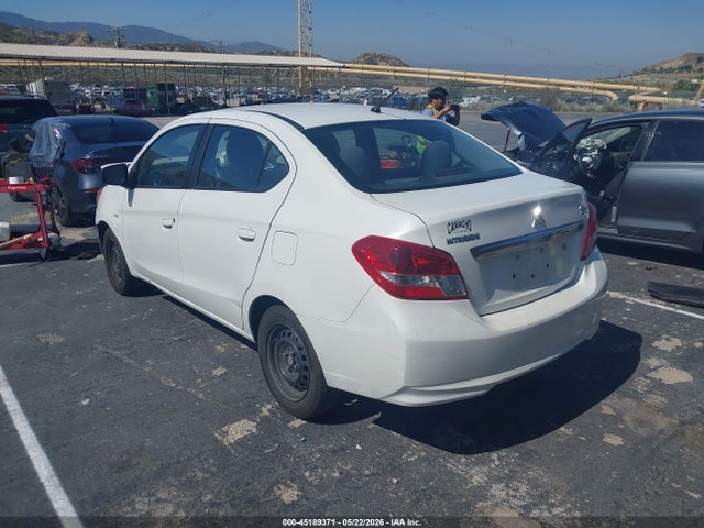 صورة 3 لـ 2017 Mitsubishi MIRAGE G4 ES
