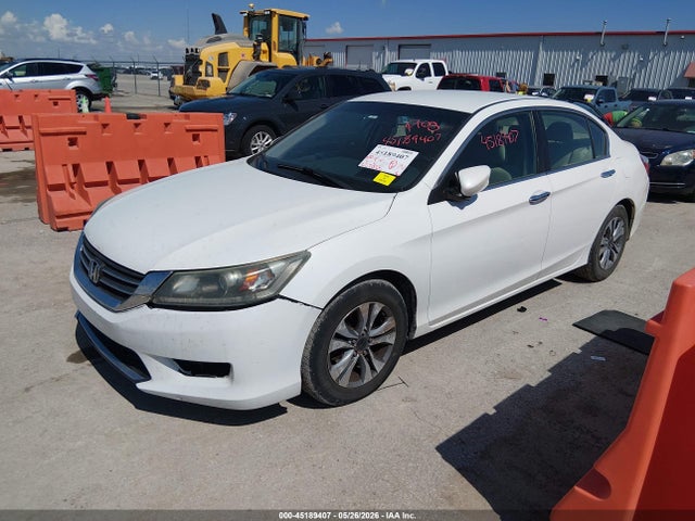 2014 Honda ACCORD LX 照片 2
