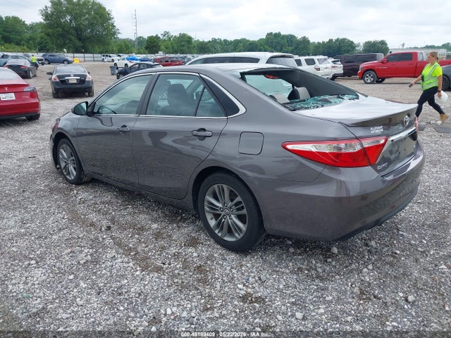 2017 Toyota CAMRY SE 照片 3
