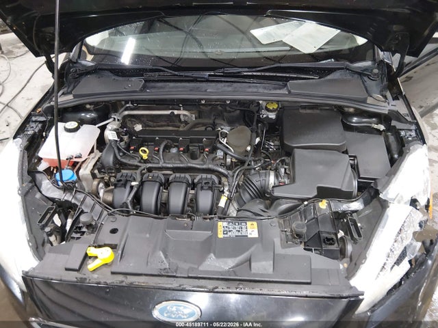 صورة 10 لـ 2015 FORD FOCUS SE