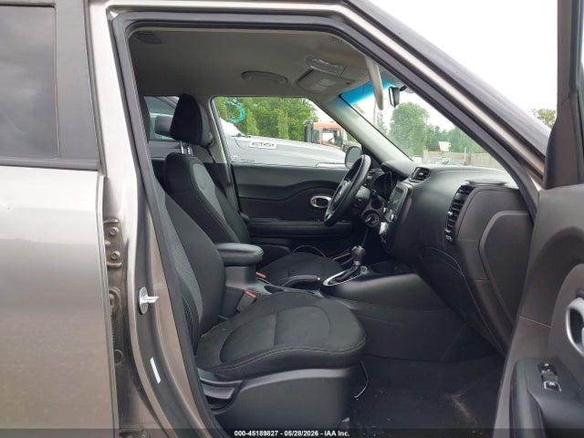 2018 KIA SOUL + 照片 5