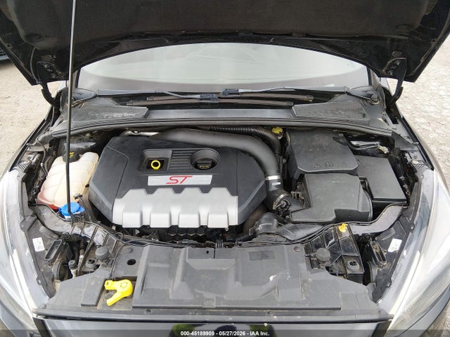 FORD FOCUS ST - 9