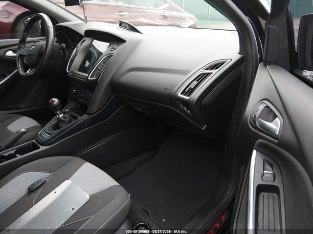 FORD FOCUS ST - 5