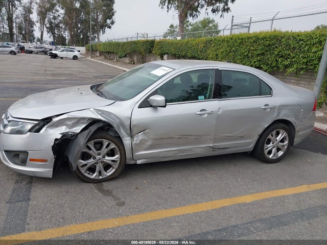 FORD FUSION SE - 6