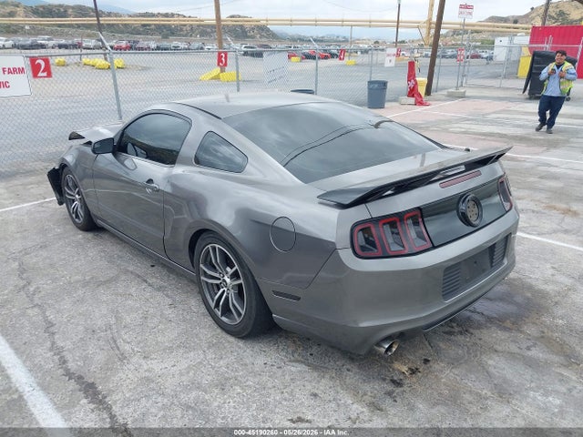 صورة 3 لـ 2014 FORD MUSTANG V6