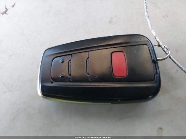 2018 Toyota PRIUS TWO thumbnail 11