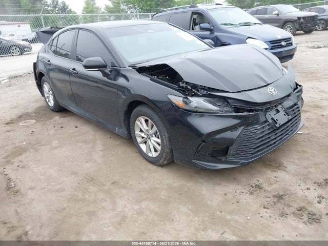 2025 Toyota CAMRY LE photo 1