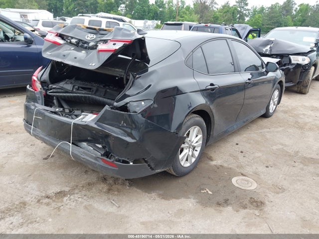 2025 Toyota CAMRY LE photo 4