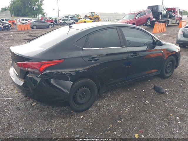 2019 HYUNDAI ACCENT SE 4