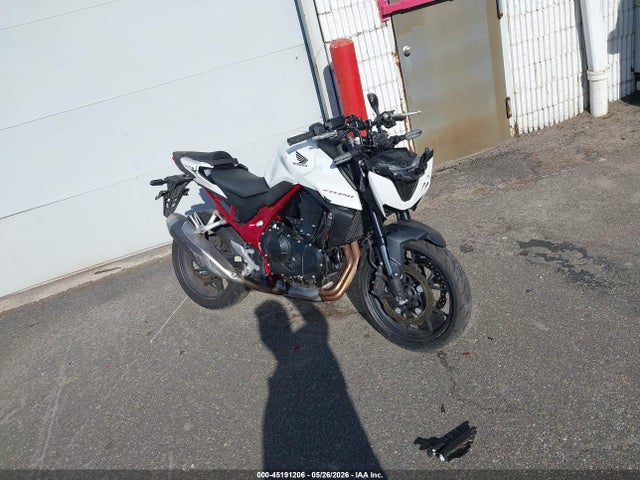 2025 HONDA CB750 A