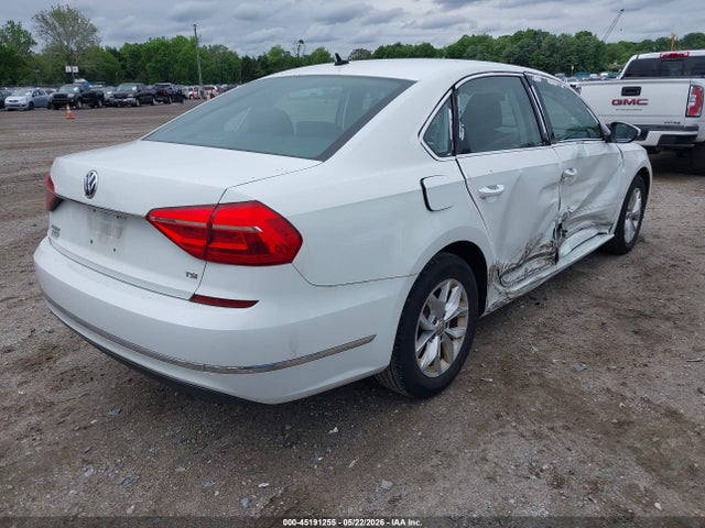صورة 4 لـ 2016 Volkswagen PASSAT 1.8T S