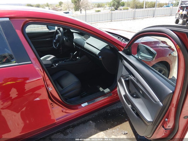 صورة 5 لـ 2025 Mazda MAZDA3 2.5 S SELECT SPORT