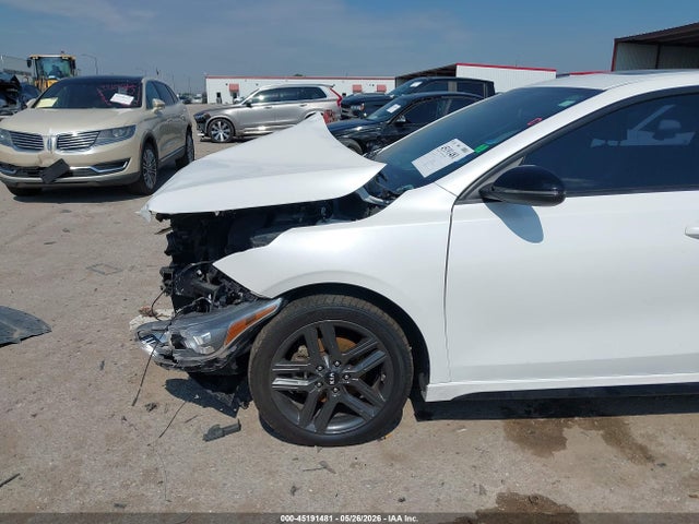 2021 KIA FORTE GT-LINE — фото 6