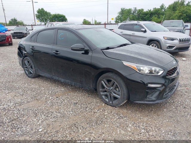 صورة 1 لـ 2021 KIA FORTE GT-LINE