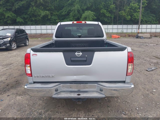 2015 Nissan FRONTIER S — миниатюра 16