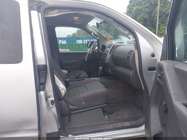 صورة 5 لـ 2015 Nissan FRONTIER S