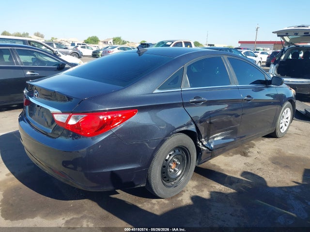 2013 Hyundai SONATA GLS — фото 6