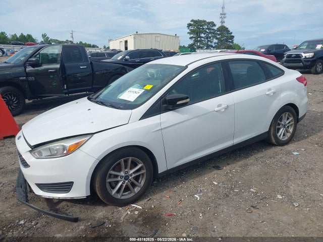 2016 FORD FOCUS SE 照片 2