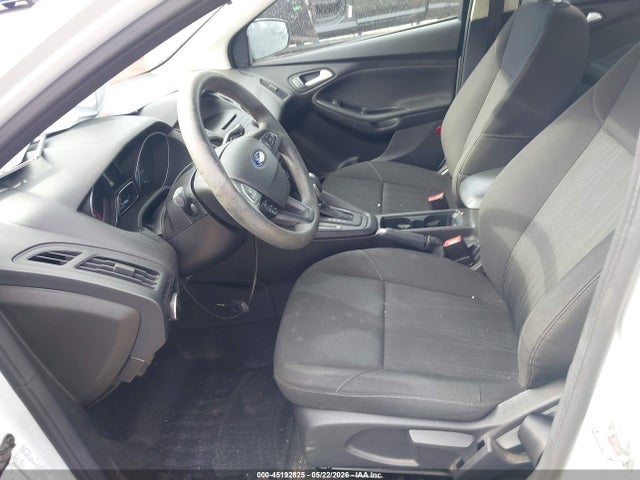 2016 FORD FOCUS SE 照片 5