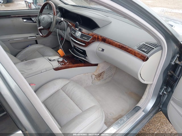 2013 Mercedes-BENZ S 550 photo 5