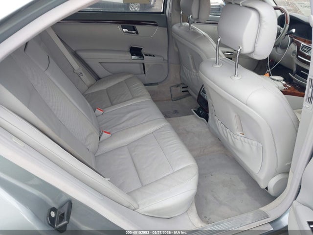 2013 Mercedes-BENZ S 550 photo 8