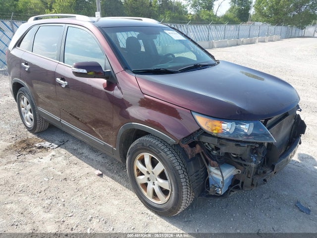 2013 KIA SORENTO LX